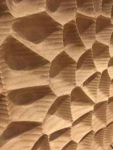 White Skin detail met diep relief